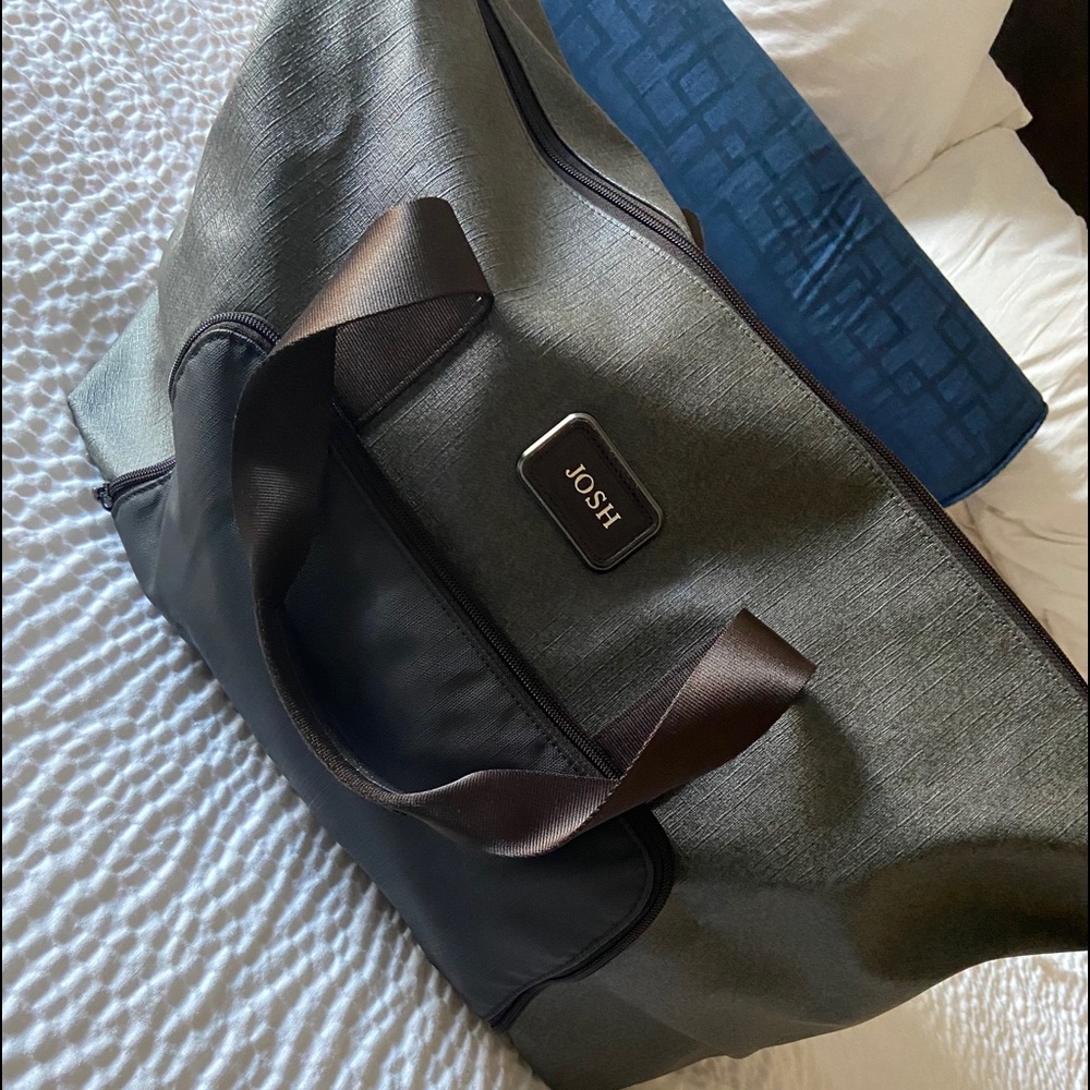 Tumi Alpha II
